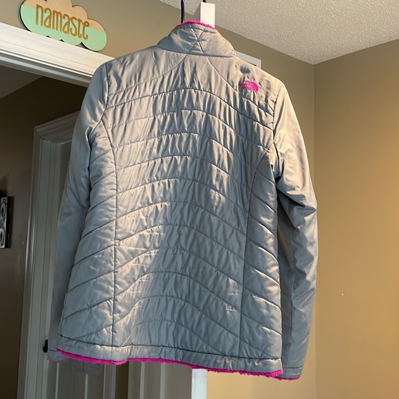 The North Face fleece lined jacket - Picture 2 of 10